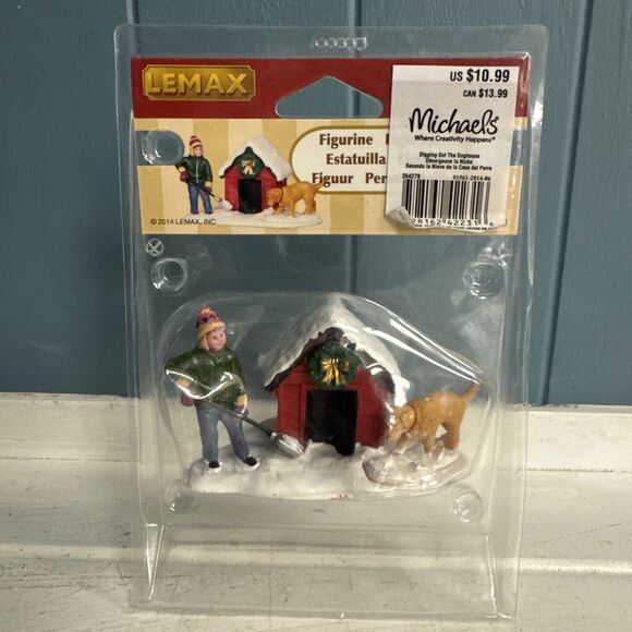 Lemax Christmas Village DIGGING OUT THE DOGHOUSE Accessory #42231 Vail 2014 New - Picture 2 of 3